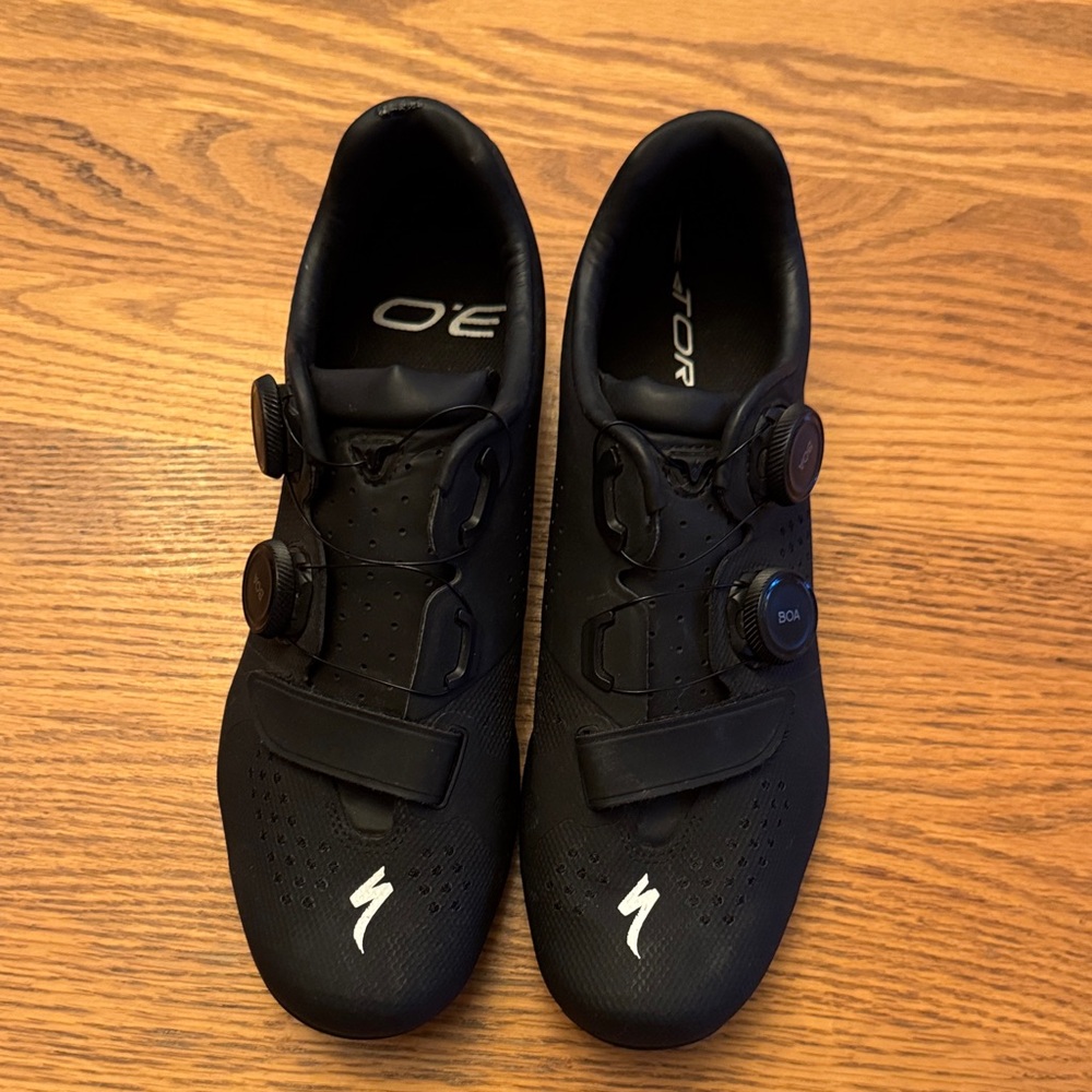 Specialized TORCH 3.0 road shoes for cycling with BOA Closure